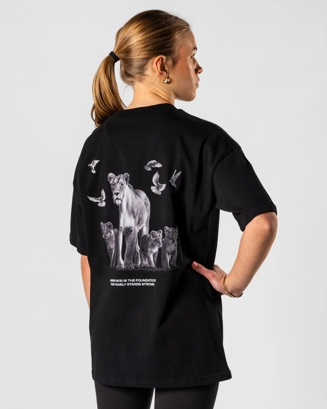 ’Foundation of Faith’ Women’s Oversized T-Shirt - Image 4