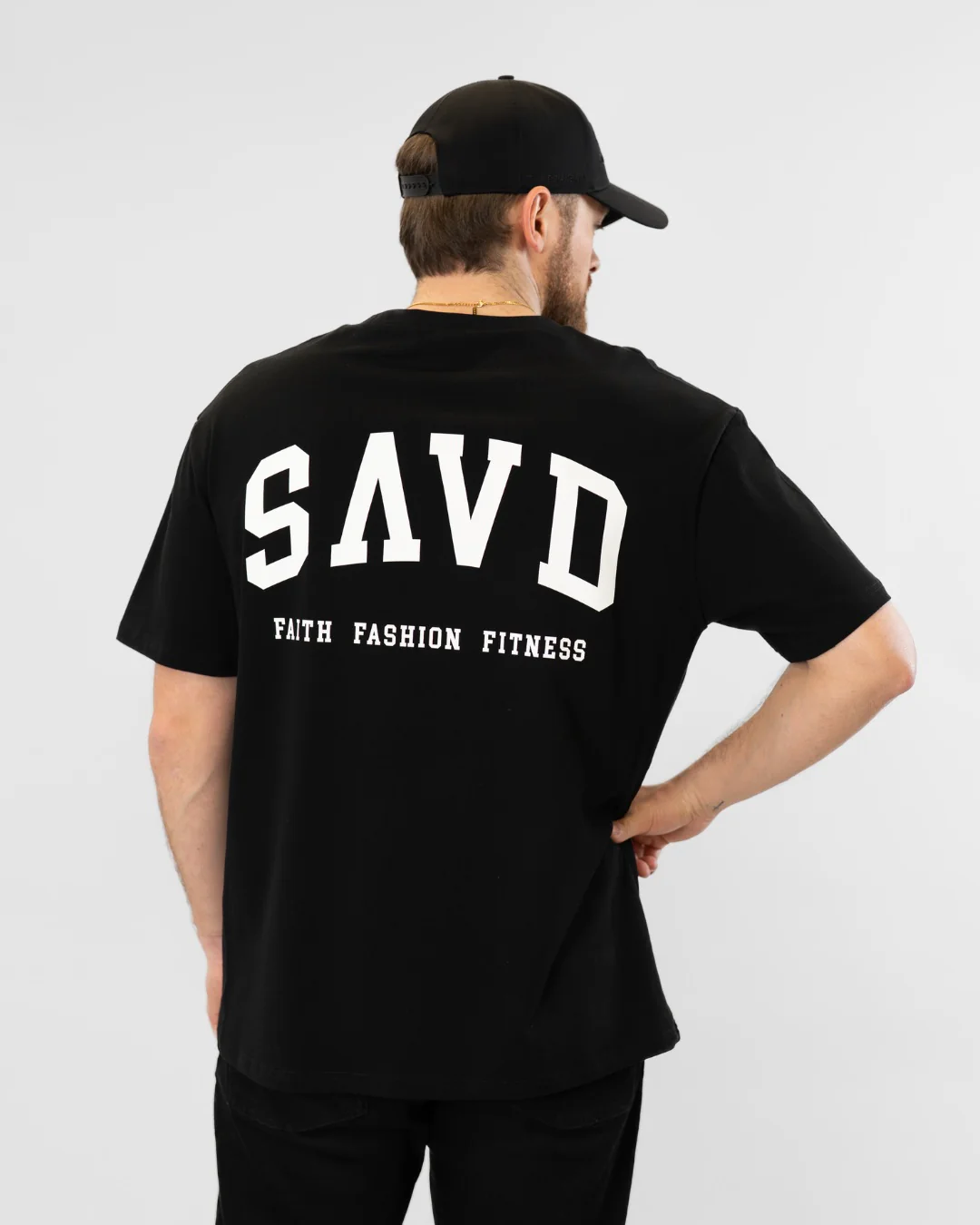 SAVD ’Varsity’ Men’s Oversized T-Shirt - Image 9